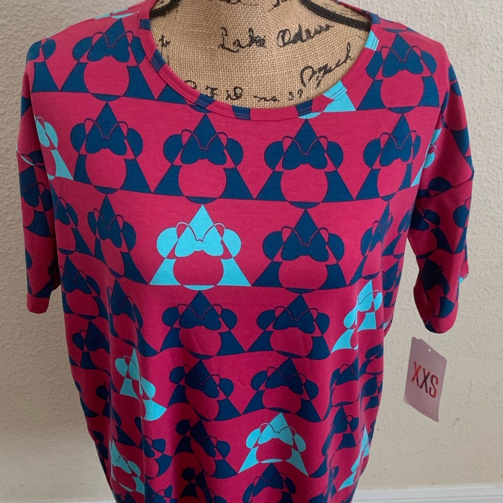 LuLaRoe XXS Irma Tee!! Disney!!